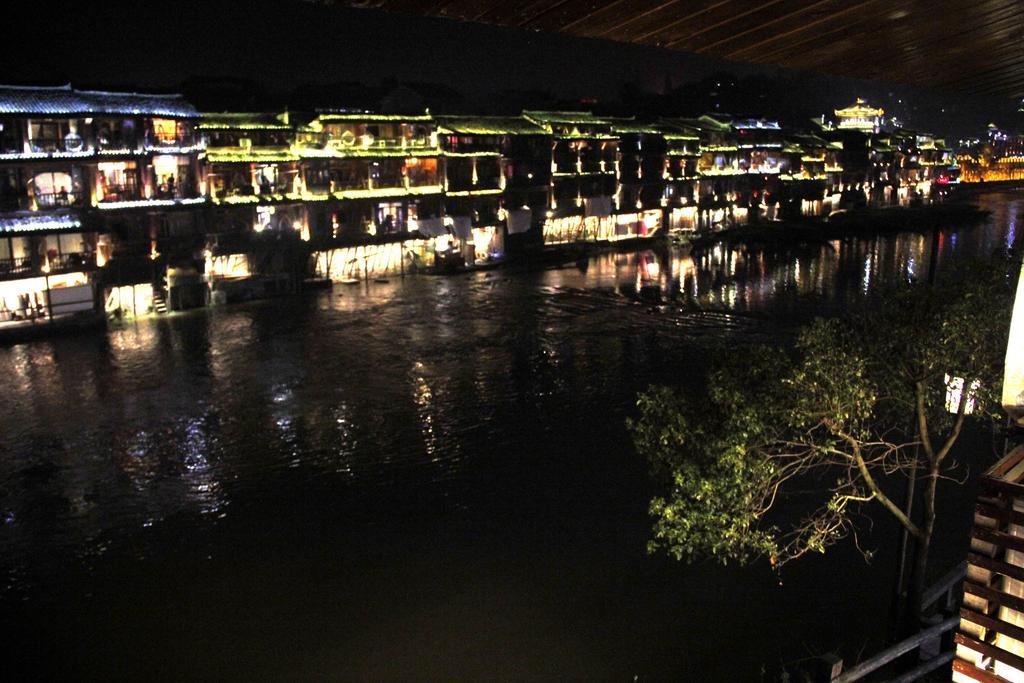 Fenghuang 1St Apartment Eksteriør bilde